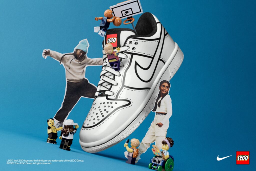 Nike dunk low x lego
