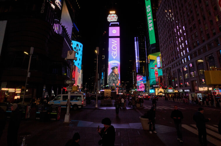 Brenda Fassie in Times Square New York