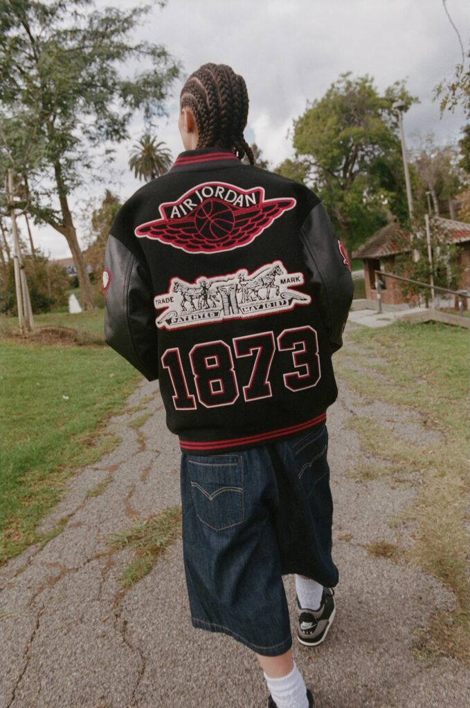 Sp26 energy leviscollab varistyjacketdetail ramor 0016