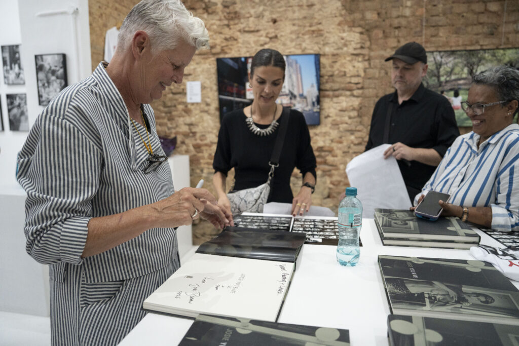 Josie borain photo exhibition dsc03955