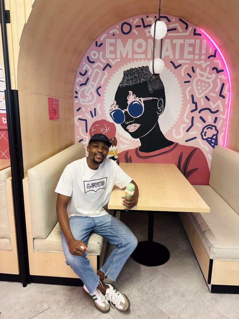 Paulshomemadeicecream mural