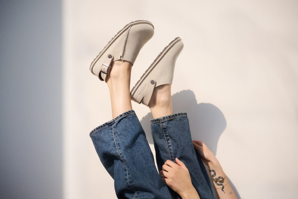 R1031420 n1031403 zermatt suede leather oyster | suede leather