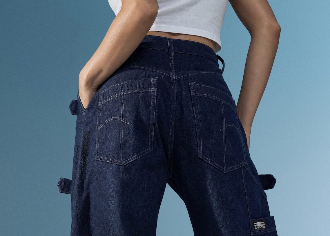 The Denim Tombogo WMN back closeup