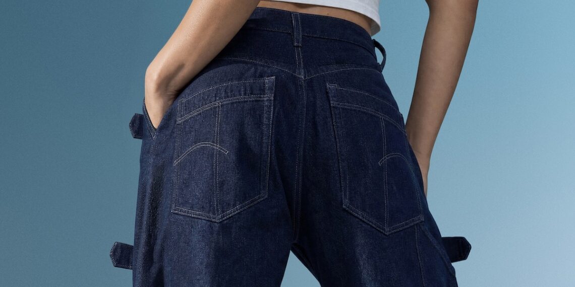 The Denim Tombogo WMN back closeup