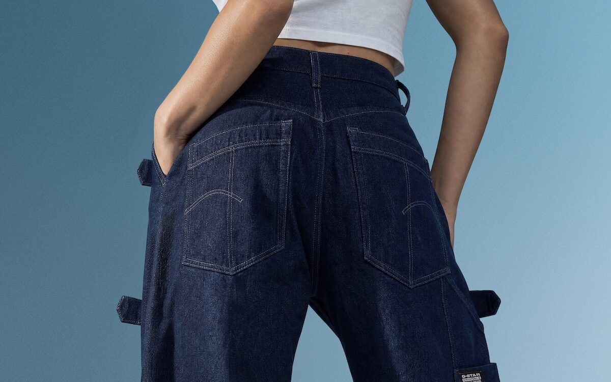 The Denim Tombogo WMN back closeup