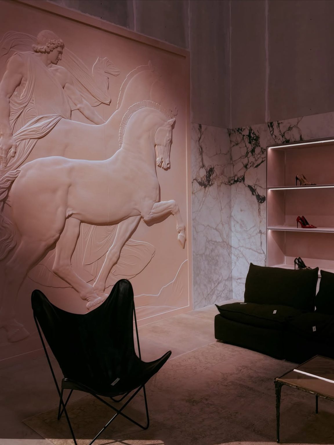 Gucci, Revisited: Demna Brings the House Codes Into Focus - Between 10and5
